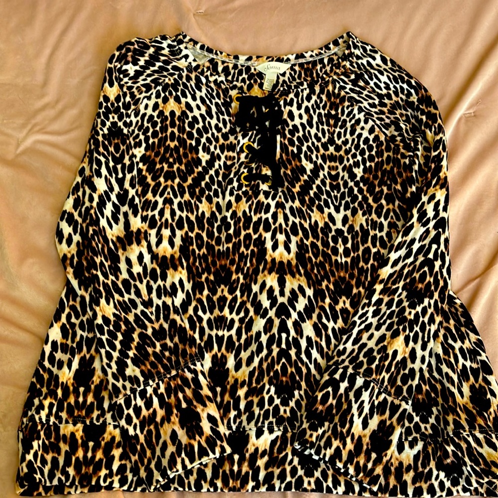 Women’s Soma long sleeve sleep top. Leopard print.